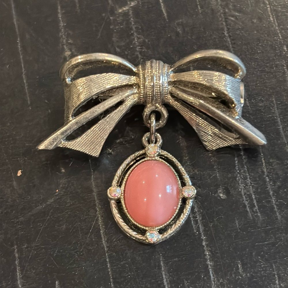 Bow Bead Rhinestone Pink Dangle Charm Brooch Silver Tone​